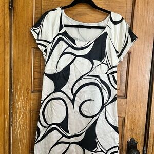 Silk black and white dress